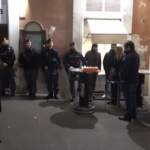 Teatro Roma, sit-in artisti contro fondazione: “Oggi commesso un delitto”