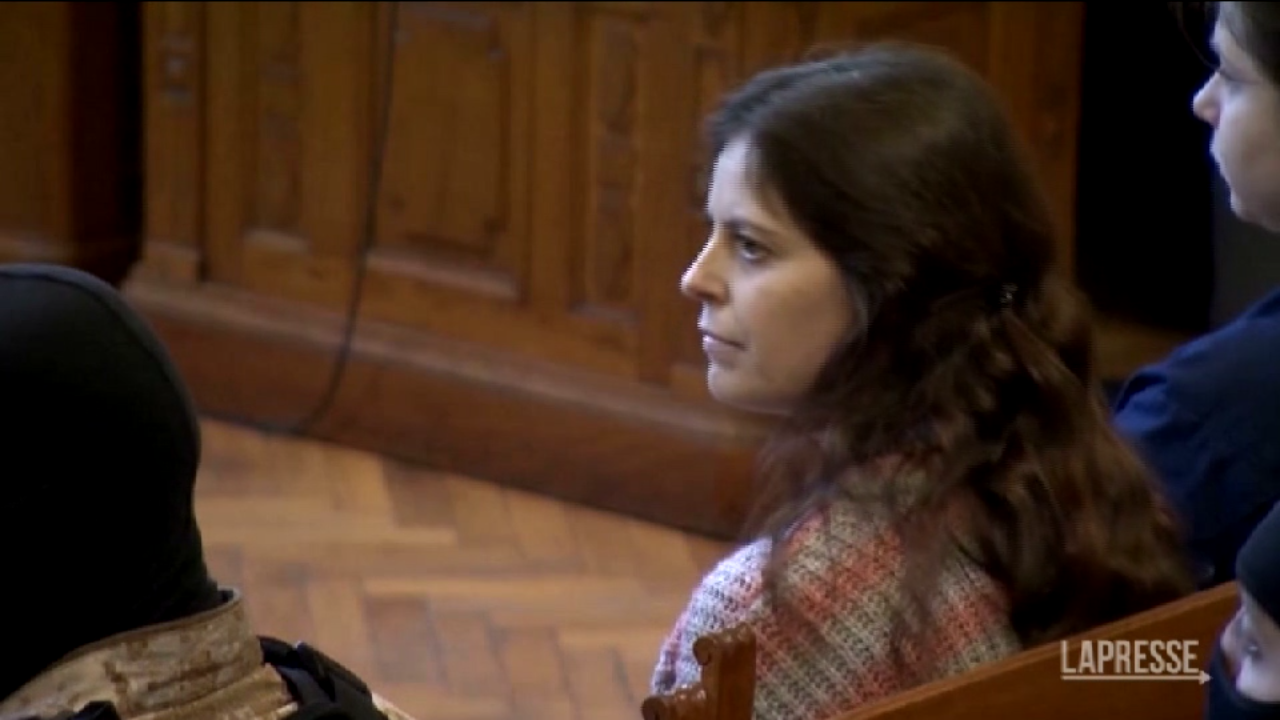 Ilaria Salis, carceri Budapest rispondono a critiche: “Non siamo hotel a 5 stelle”