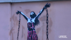 Ilaria Salis, a Roma spunta murale vicino l’ambasciata d’Ungheria