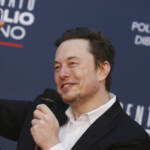 Tesla, giudice annulla premio aziendale da 55 mld per Musk