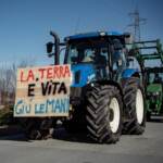 Protesta agricoltori, Ue rinnova deroghe su politica agricola