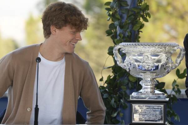 Il tennista italiano Jannik Sinner vincitore degli Australian Open in conferenza stampa a Roma