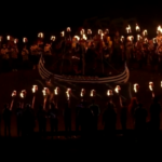 Scozia, sulle Shetland il festival dei vichinghi: migliaia di torce illuminano la notte