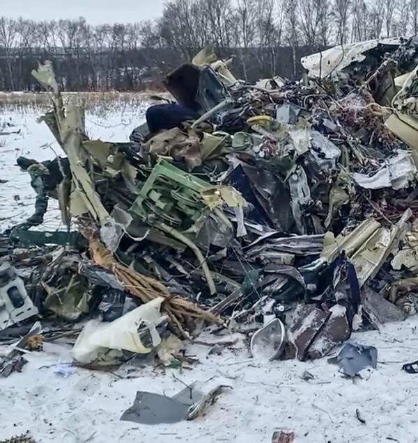 Russia, Putin: “L’aereo Il-76 abbattuto da sistema Patriot Usa”