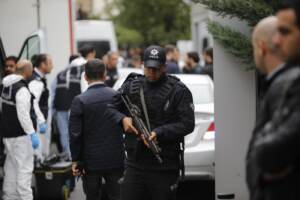 Indagini della polizia turca dopo l’uccisione dello scrittore Jamal Khashoggi, ad Istanbul