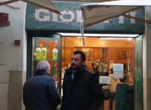Caso Pozzolo, il deputato torna a Montecitorio: “Non mi sento scaricato da FdI”