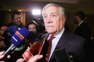 Proteste agricoltori, Tajani: “No a violenza ma causa è ideologia green”