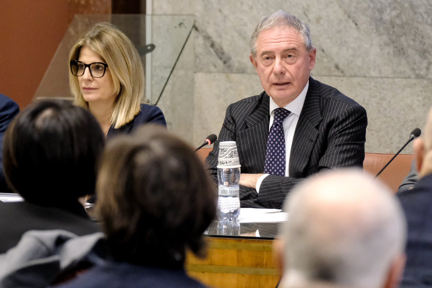 Stellantis, nuovo scontro con il governo: allarme sindacati su produzione e occupazione