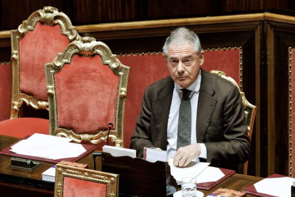 Urso: “Subito tavolo Tim-Starlink, troveremo soluzione”