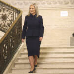 Nord Irlanda, Michelle O’Neill nella storia: è la prima premier nazionalista