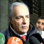 Ilaria Salis, il padre: “Lasciati soli, mia figlia starà in galera per molto tempo”