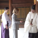 Meloni in Giappone, premier visita santuario Meiji di Tokyo