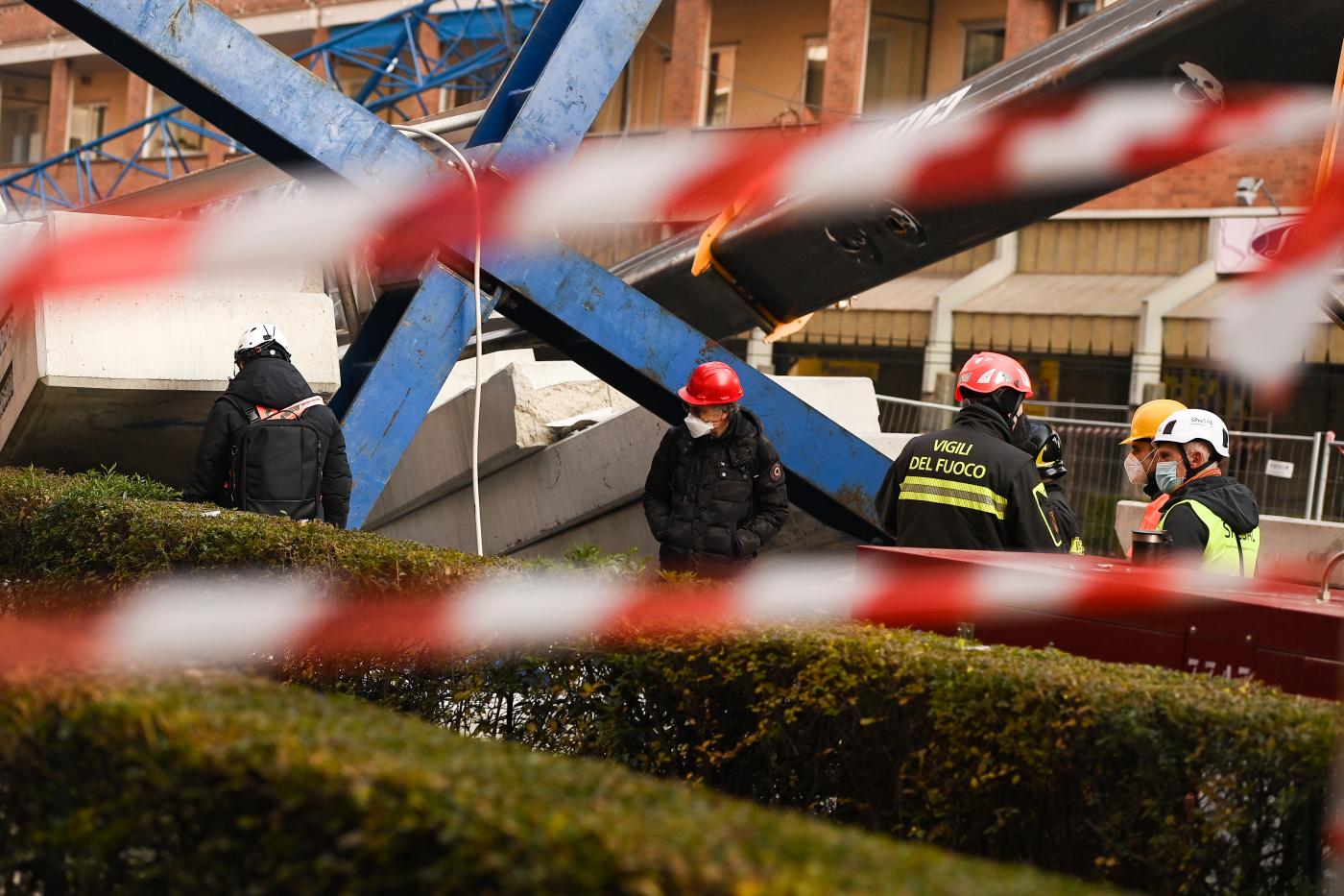 Taranto, 60enne muore folgorato sul lavoro Taranto, 60enne muore folgorato sul lavoro