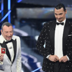 Sanremo, Ibrahimovic ospite a sorpresa: il siparietto con Amadeus