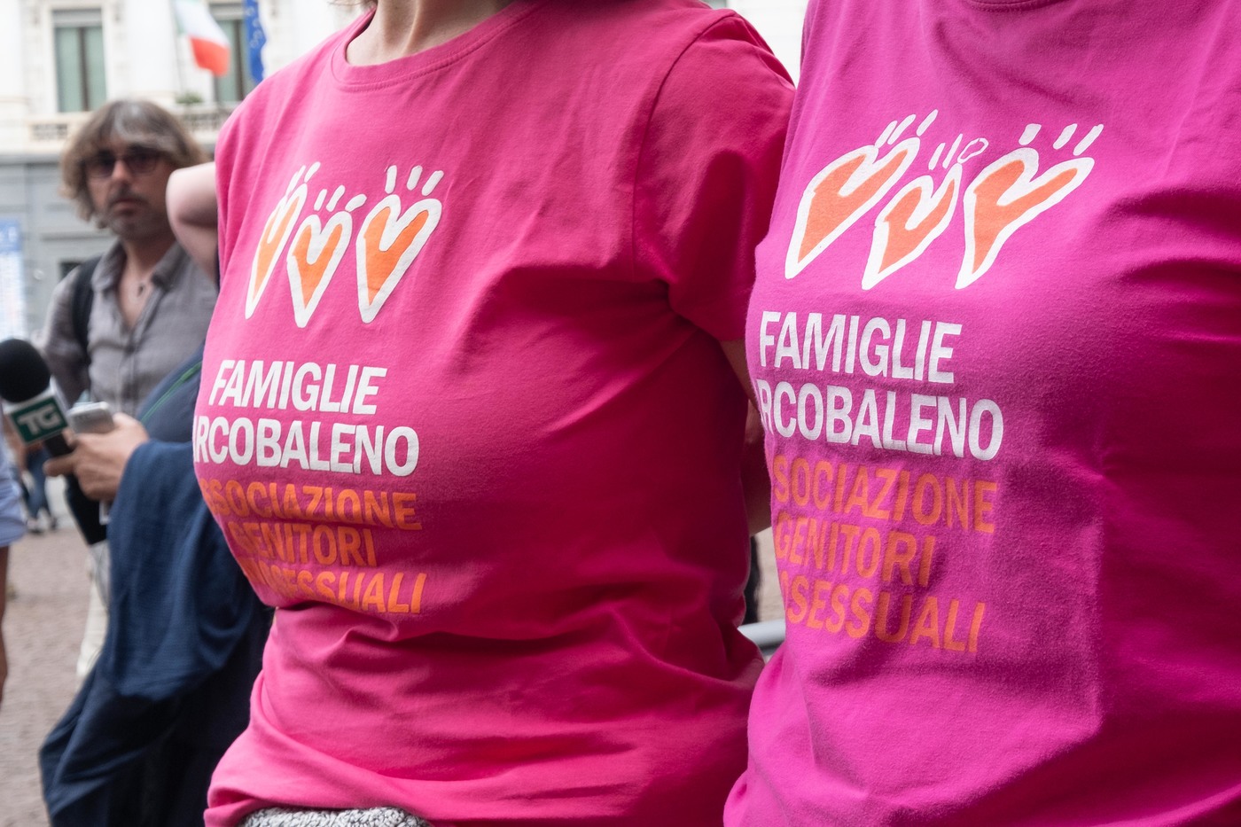 Milano, da giudici d’appello no a figli con due madri: chiesto intervento legislatore