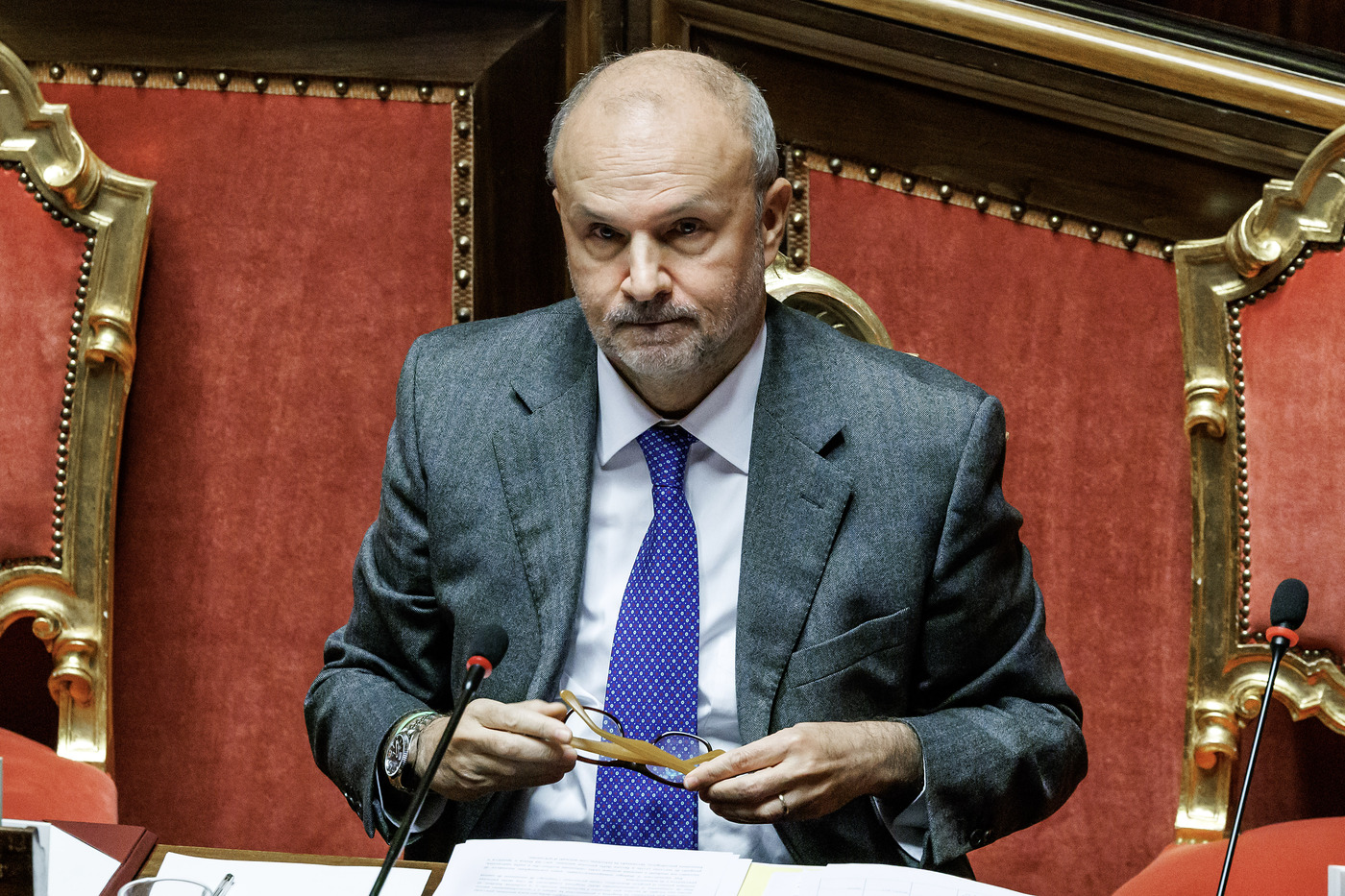 Salute, Schillaci: “È allarme cyberbullismo e dipendenza da social”