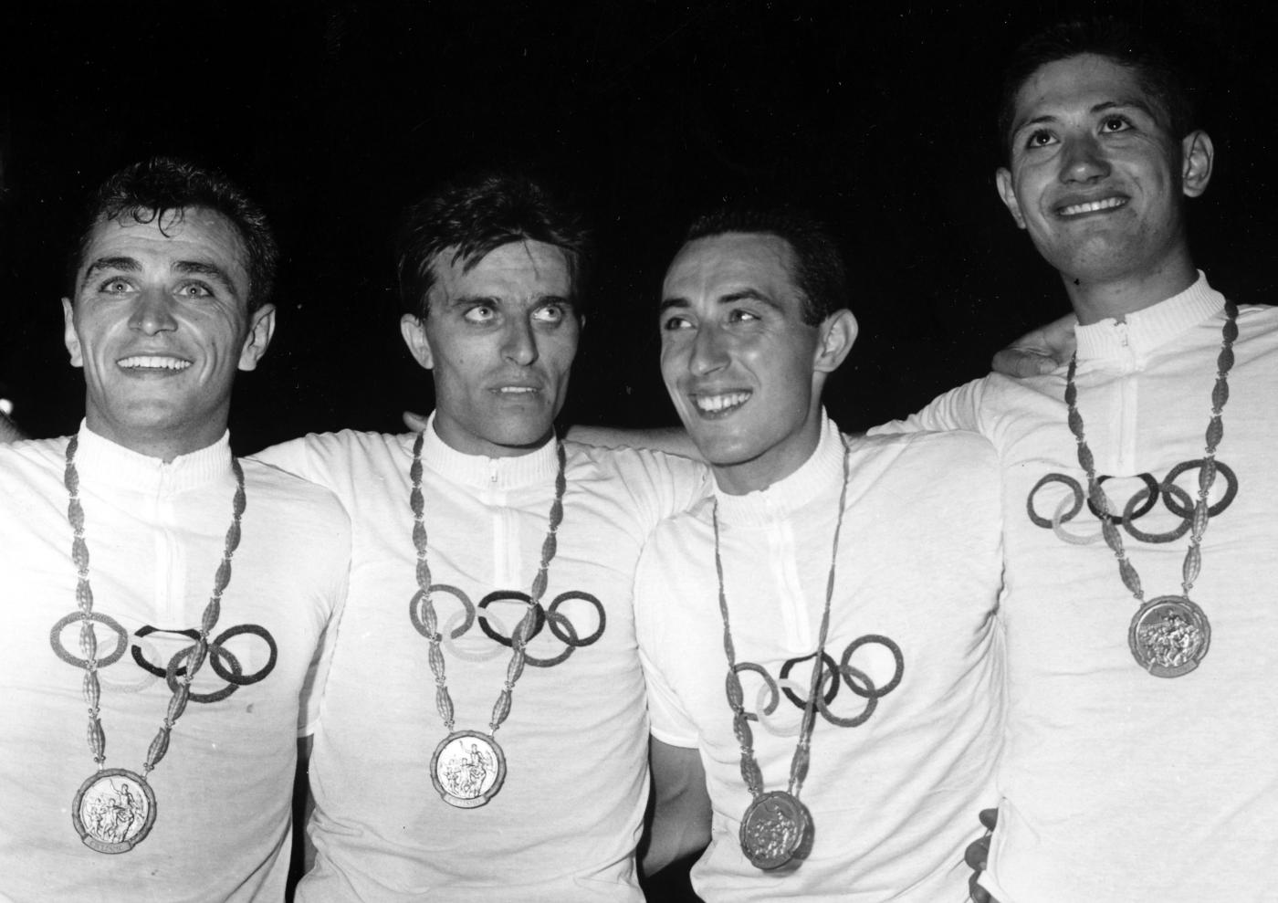 Ciclismo, morto Luigi Arienti: fu medaglia d’oro olimpica nel ’60 Ciclismo, morto Luigi Arienti: fu medaglia d’oro olimpica nel ’60