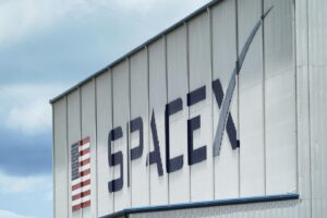 Space X,Falcon 9