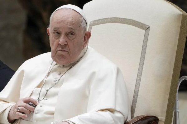 Papa Francesco durante l'udienza generale settimanale del mercoledi nell'Aula Papa Paolo VI in Vaticano.
