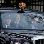 Re Carlo III inizia la terapia anti-cancro, Harry gli fa visita da Londra