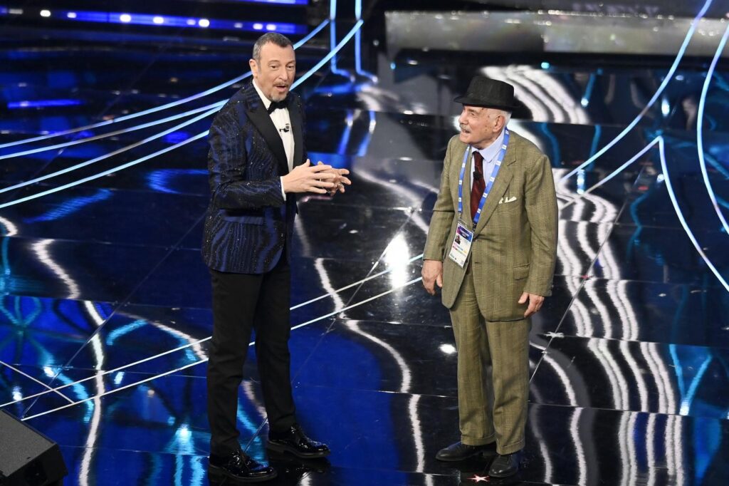 Galleria foto 'Sanremo 2024, tutte le foto della seconda serata' - foto 4