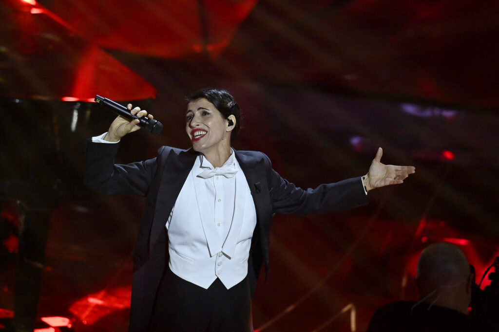 Galleria foto 'Sanremo 2024, tutte le foto della seconda serata' - foto 7