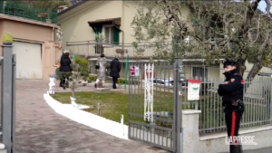 Brescia, 78enne morta in casa a Puegnago del Garda: il sopralluogo dei carabinieri