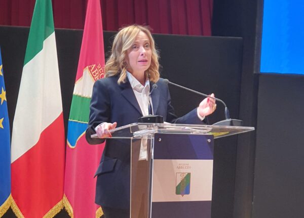 Agricoltori, Meloni: “3 mld da Pnrr, governo si era impegnato prima delle proteste”