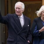 Re Carlo III, Camilla: “Date le circostante sta molto bene”