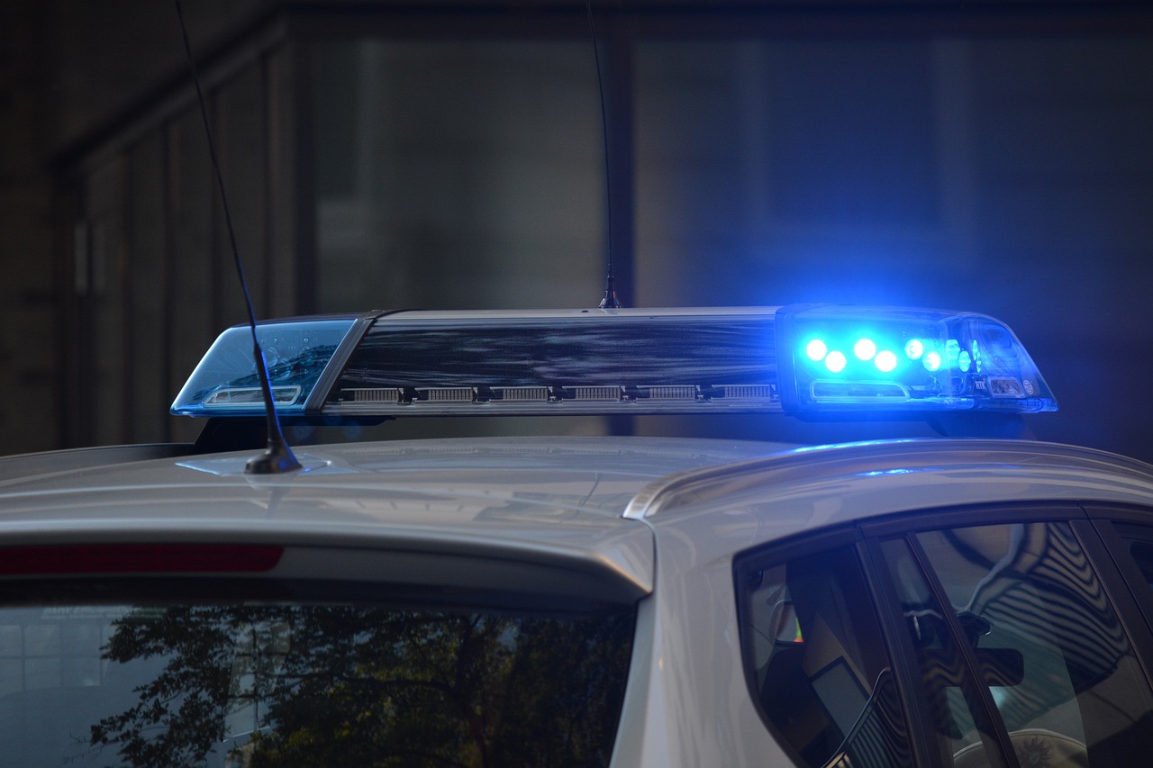 Varese, accoltella la ex e il padre di lei: l’uomo muore, lei è grave
