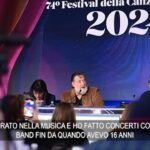 Sanremo, Russell Crowe torna all’Ariston: “Ricordo la sua follia”