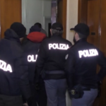 Migranti, blitz a Cosenza: 5 arresti e 10 indagati