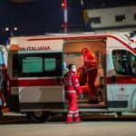 Jesolo, 28enne si schianta in auto contro un albero e muore