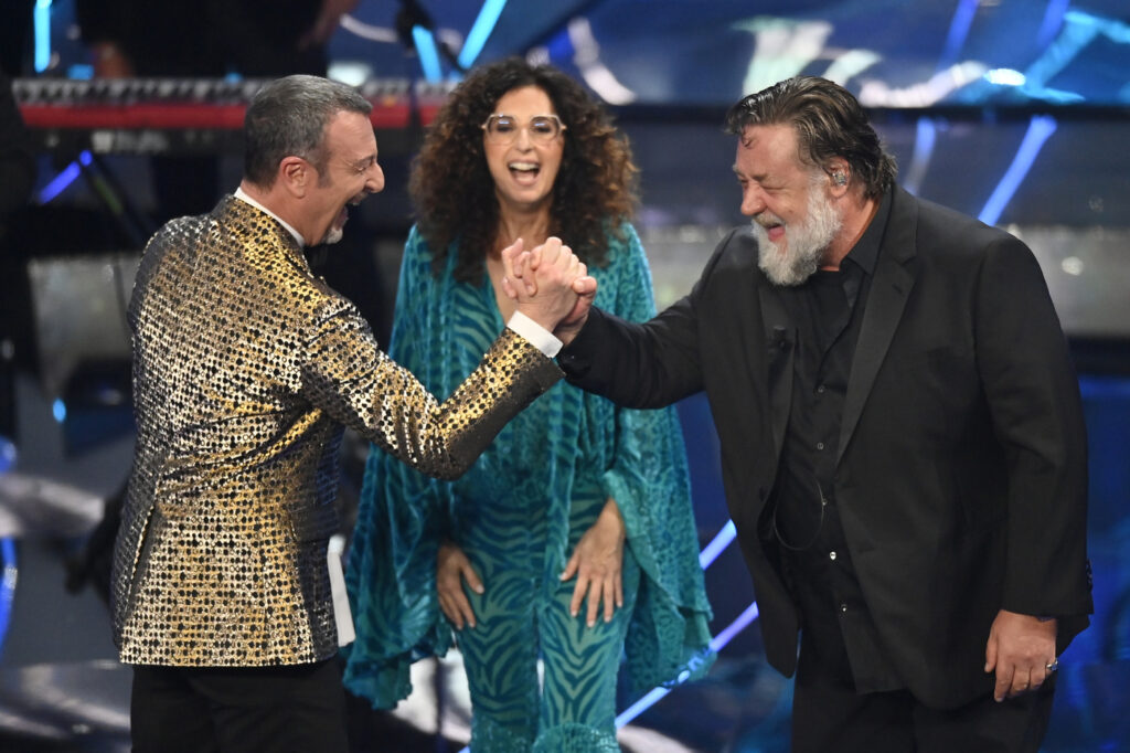 Galleria foto 'Sanremo 2024, le foto della terza serata' - foto 19