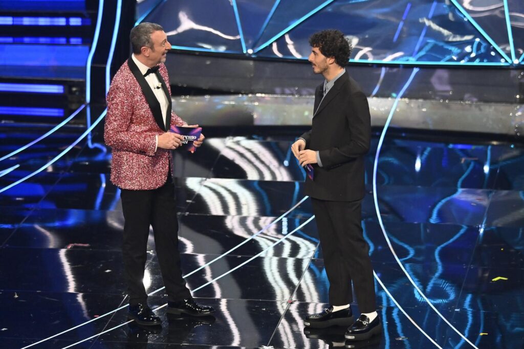 Galleria foto 'Sanremo 2024, le foto della quarta serata' - foto 19
