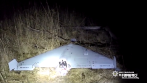 Ucraina, trovato in un campo drone Shahed quasi intatto