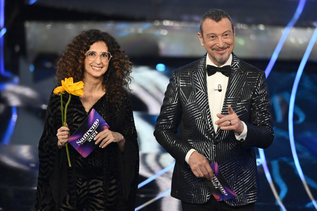 Galleria foto 'Sanremo 2024, le foto della terza serata' - foto 27