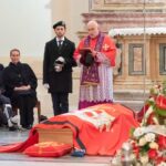 Vittorio Emanuele, i funerali in Duomo a Torino. Filiberto: “Era italiano che amava l’Italia”