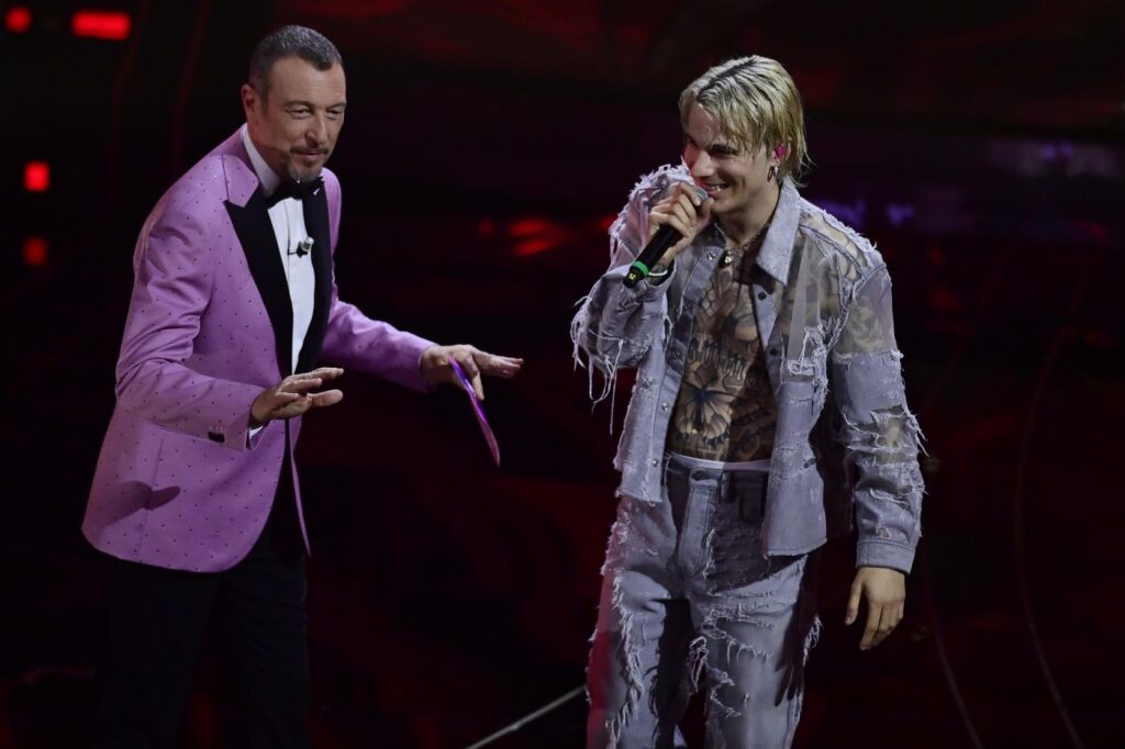 Galleria foto 'Sanremo 2024, le foto della finale' - foto 36