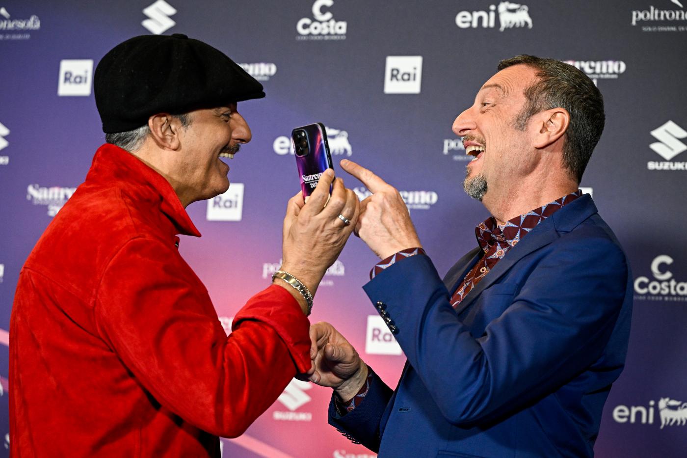 Sanremo, la conferenza stampa prima della finale