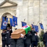 Funerali Vittorio Emanuele, l’arrivo del feretro al Duomo di Torino