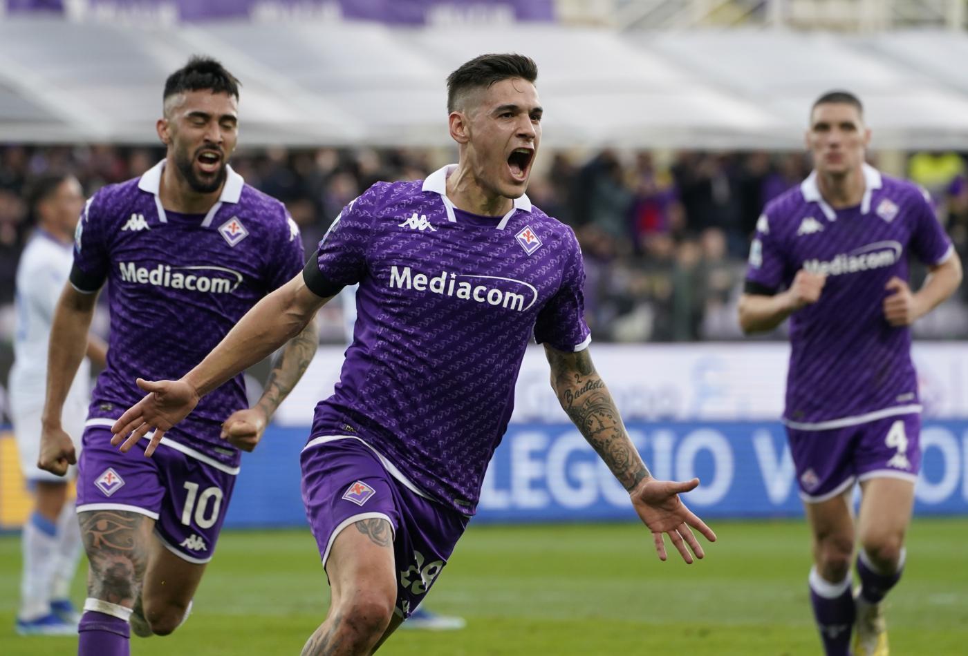 Fiorentina-Frosinone 5-1, i viola tornano al successo Fiorentina-Frosinone 5-1, i viola tornano al successo