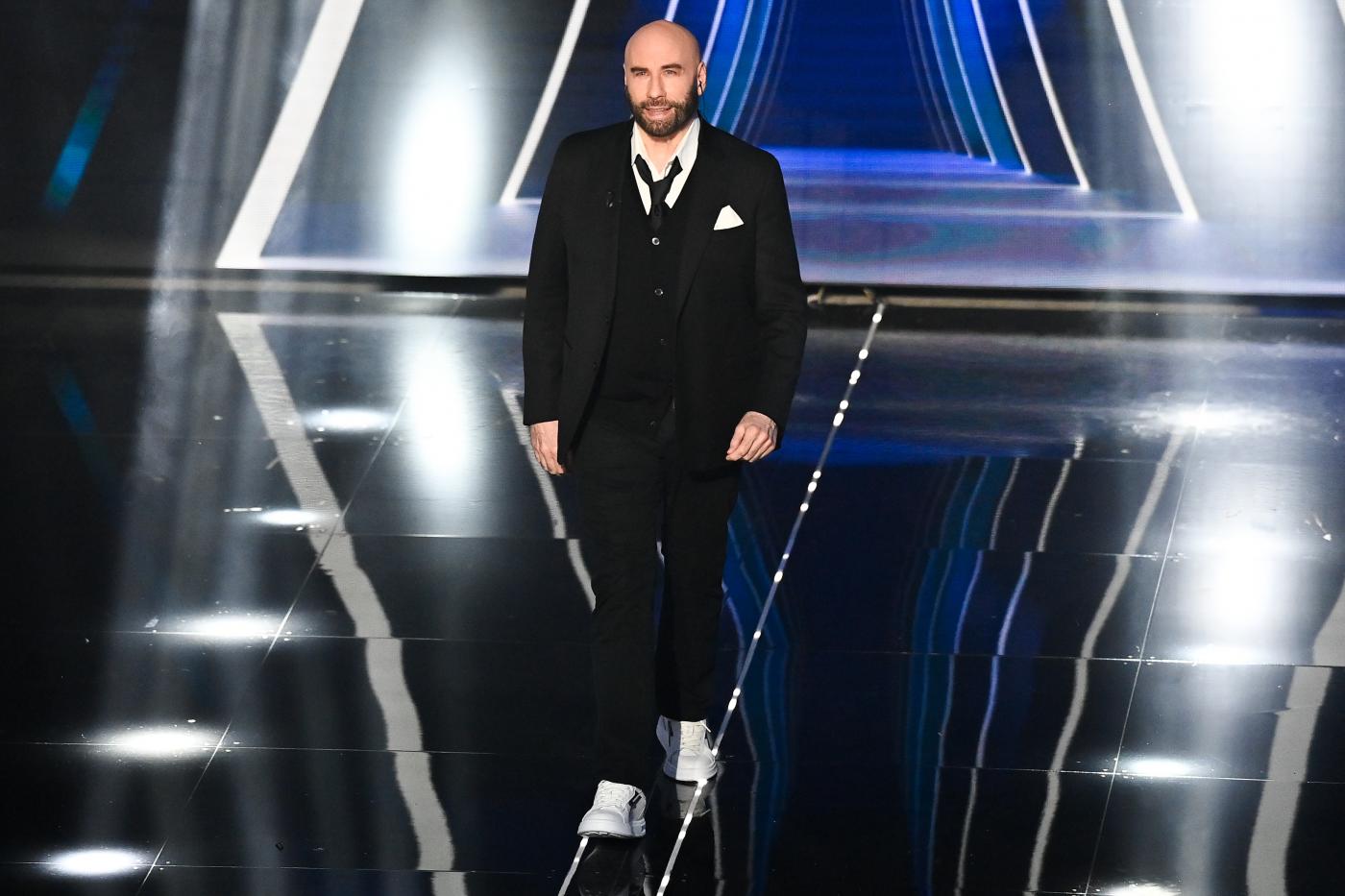 Sanremo, ad Rai sul caso-Travolta: “Se parte lesa ci tuteleremo” Sanremo, ad Rai sul caso-Travolta: “Se parte lesa ci tuteleremo”