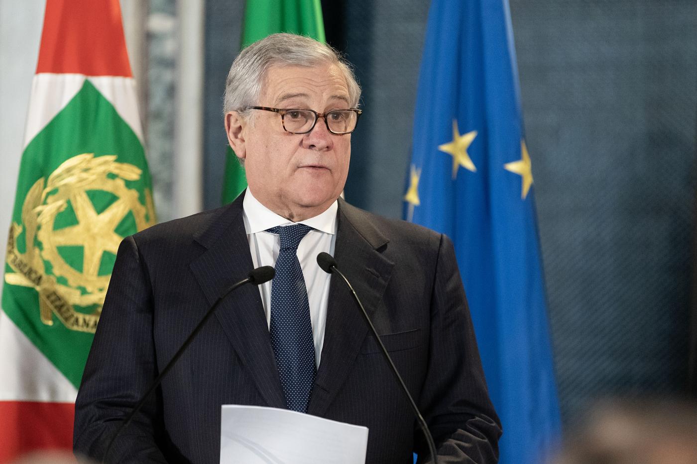 Nato, Tajani: “Non condivido parole Trump, serve esercito Ue” Nato, Tajani: “Non condivido parole Trump, serve esercito Ue”