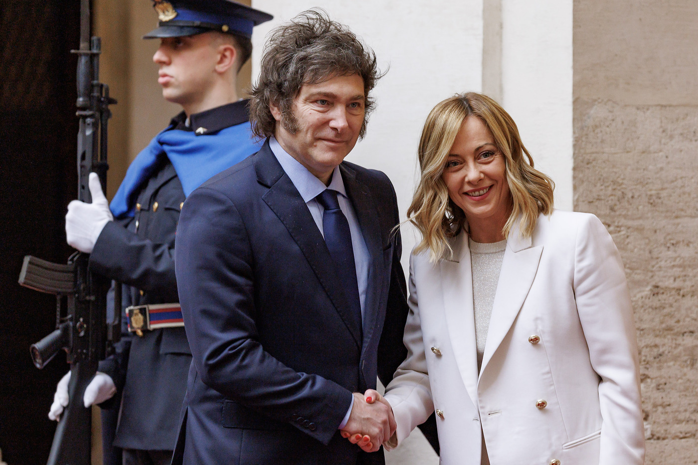 Italia-Argentina, Meloni incontra Milei: “Discussi nuovi partenariati in settori chiave”