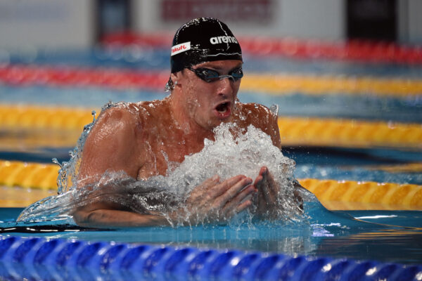 Nicolò Martinenghi vince la medaglia d’argento nei 100 rana ai Mondiali di nuoto a Doha