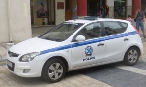 Grecia, spara negli uffici di una compagnia di navigazione: 4 morti