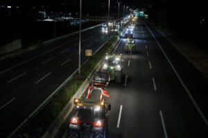 Protesta dei Trattori : corteo sul Grande Raccordo Anulare