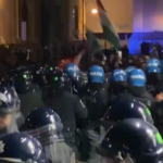 Torino, presidio pro-Palestina davanti alla Rai: tensioni tra manifestanti e polizia