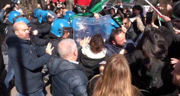 Sanremo, scontri al presidio pro Palestina davanti alla sede Rai di Napoli